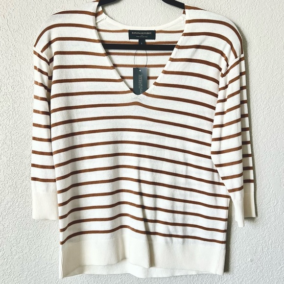 NWT Striped 3/4 Sleeve Lightweight Sweater - Picture 4 of 7